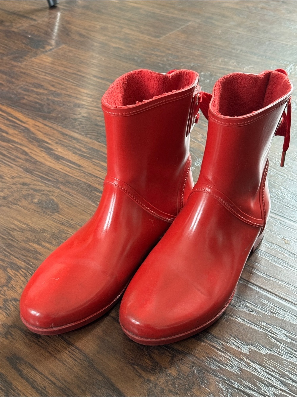 Michael Kors Striking Red ❤️  Waterproof Ankle Rain Boots